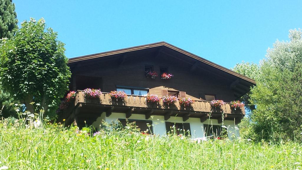 Casa Monteggia Dobbiaco Luaran gambar